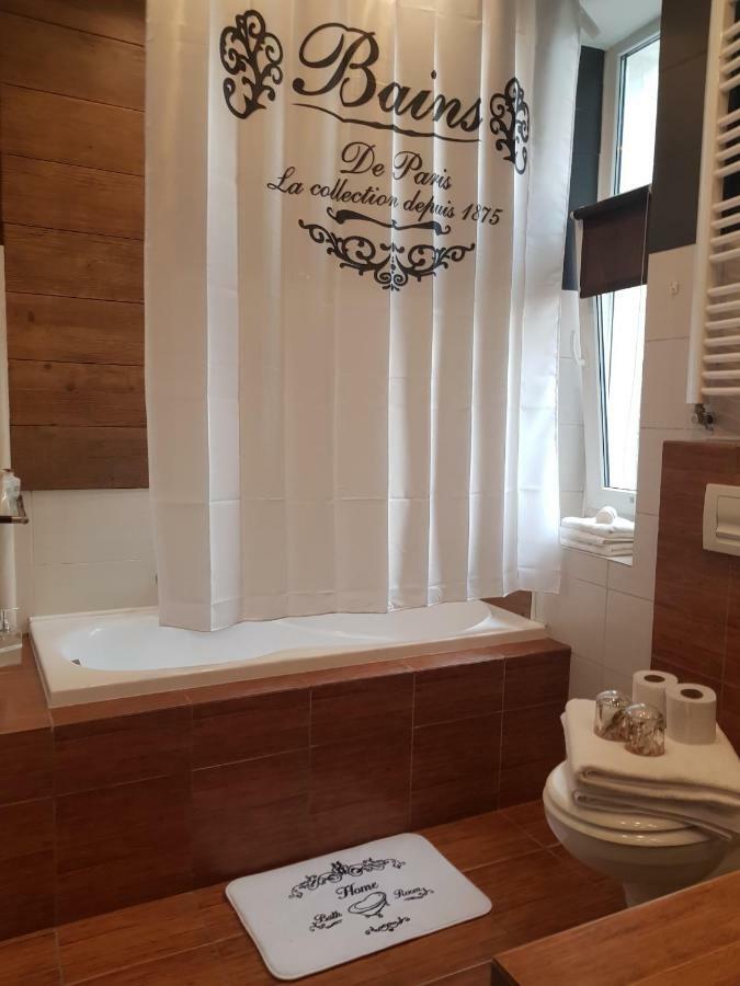 Apartament Pod Aniolami Na Starowce W Radomiu Екстер'єр фото
