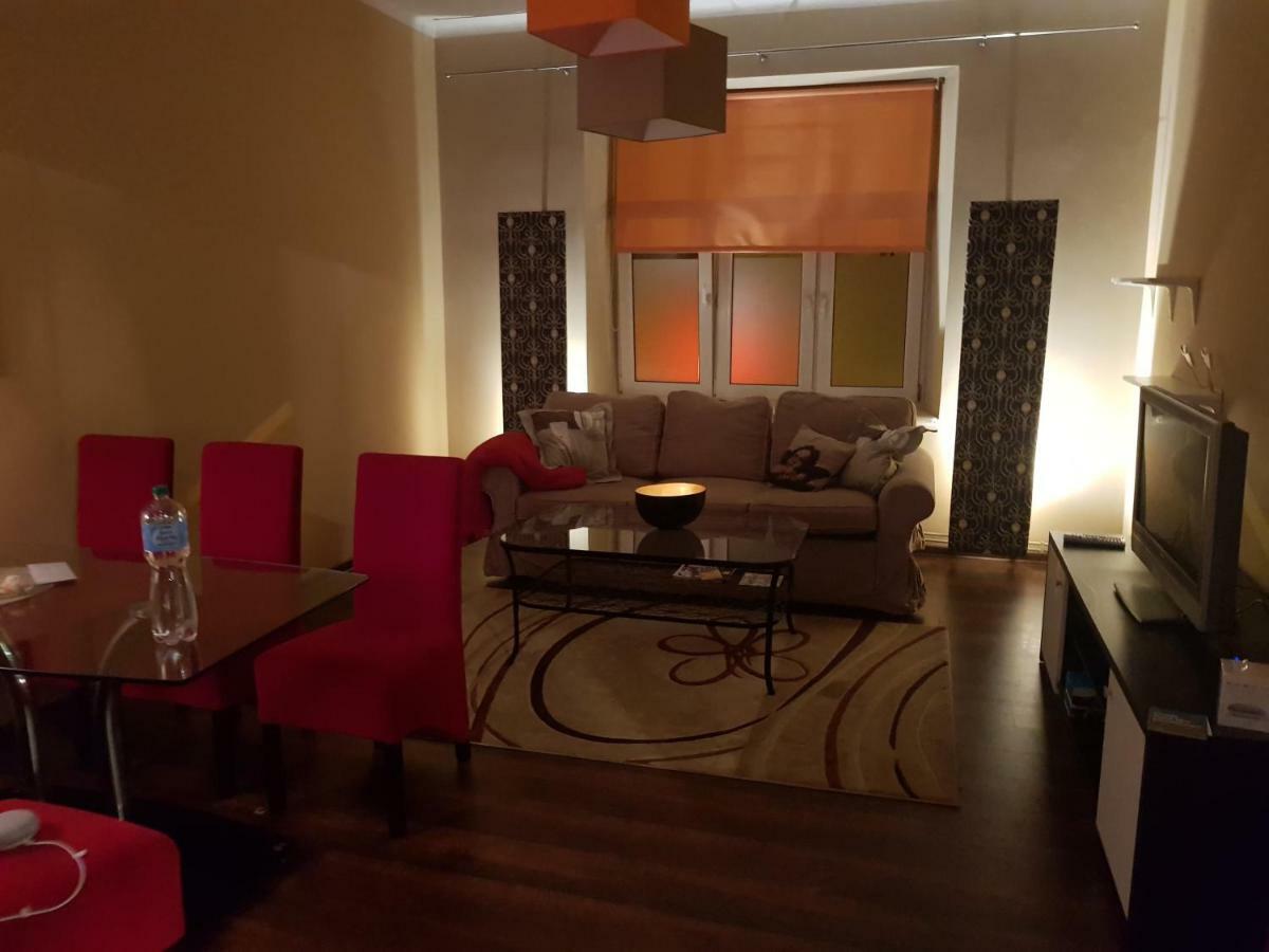 Apartament Pod Aniolami Na Starowce W Radomiu Екстер'єр фото